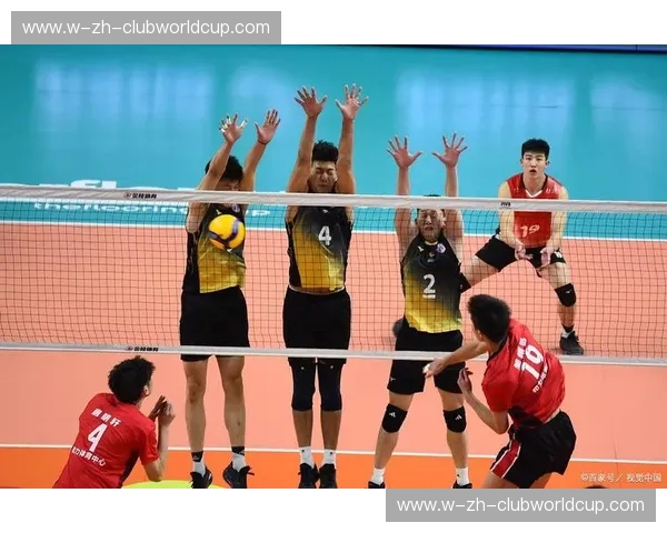 回放排球：慢镜头里的热血与智慧